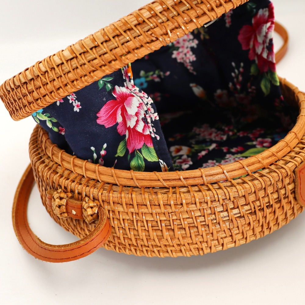Rattan Crossbody Bag Circular Women Woven Floral Lining Boho Summer Beach Purse - Picture 5 of 9